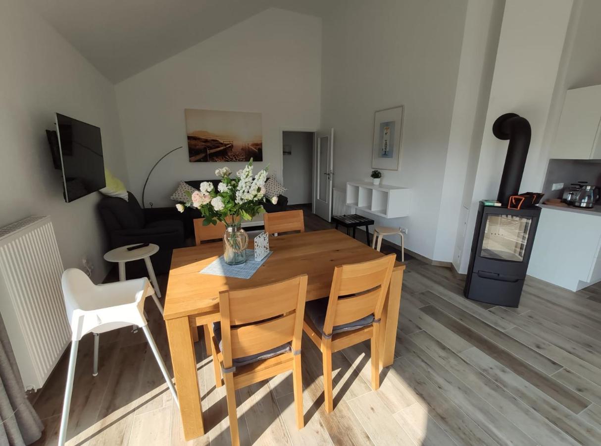 Haus Meererleben - Urlaub Mit Hund An Der Nordsee Schweiburg Exterior photo